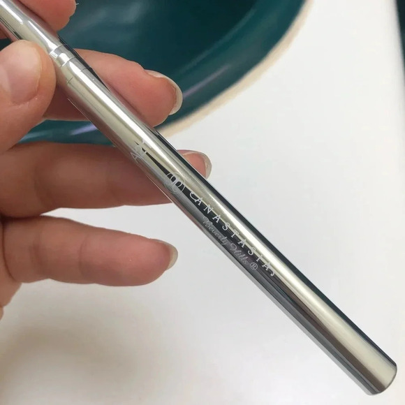 NEW ANASTASIA BEVERLY HILLS PENCIL BRUSH - Picture 4 of 4